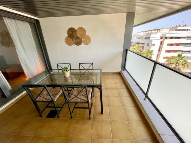 Gatu Premium Racimo, Terraza, Piscina, Aire Ac, Wifi Y Parking " Preferente Mayores De 25 Anos Y Familias " El Puerto de Santa Maria Exterior photo