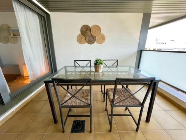 Gatu Premium Racimo, Terraza, Piscina, Aire Ac, Wifi Y Parking " Preferente Mayores De 25 Anos Y Familias " El Puerto de Santa Maria Exterior photo