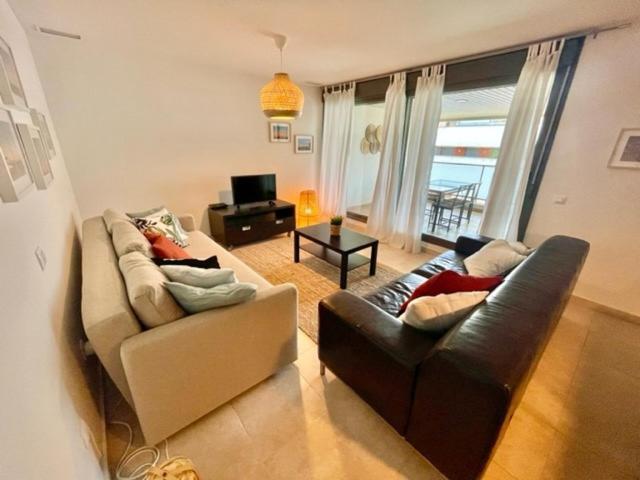 Gatu Premium Racimo, Terraza, Piscina, Aire Ac, Wifi Y Parking " Preferente Mayores De 25 Anos Y Familias " El Puerto de Santa Maria Exterior photo