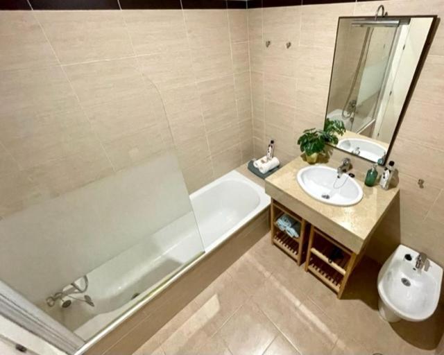 Gatu Premium Racimo, Terraza, Piscina, Aire Ac, Wifi Y Parking " Preferente Mayores De 25 Anos Y Familias " El Puerto de Santa Maria Exterior photo